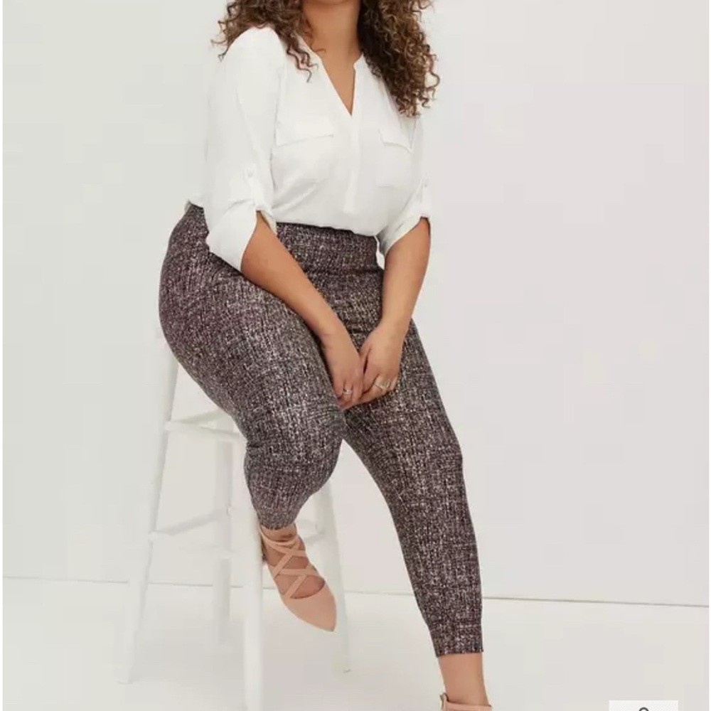 Relaxed Fit Jogger Lightweight Ponte Mid-Rise Pant size 3 lightly used